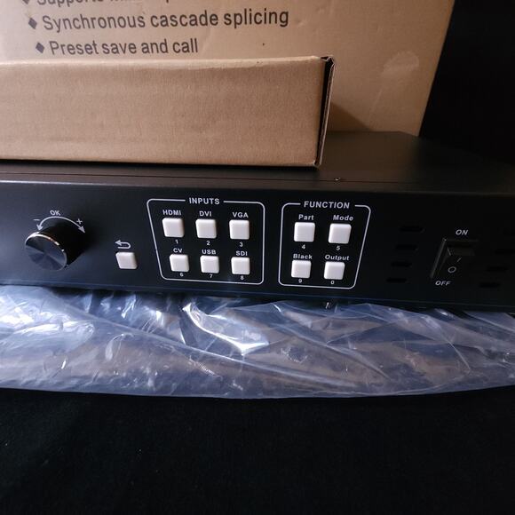 SCALER & SWITCHER Pro LED Video Processor Million Pixel Seamless Switcher Scaler - Picture 4 of 14